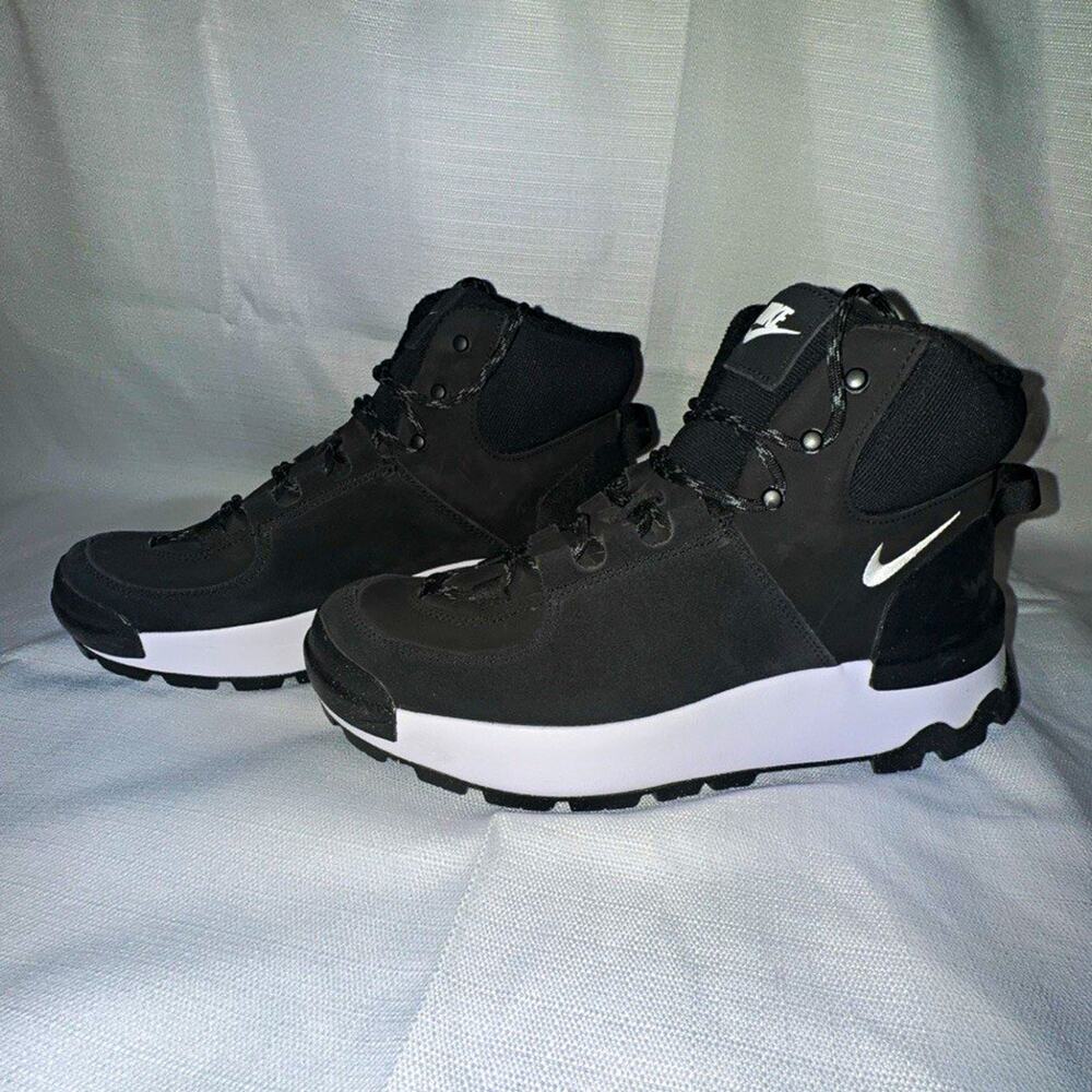 Nike DQ5601-001 Black/White Lace-Up Ankle Hiking Boots Women’s US 9
